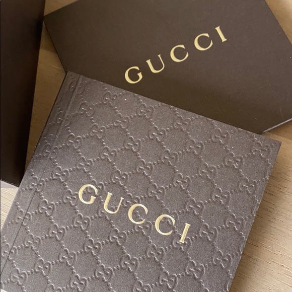 Gucci digital watch from the I-Gucci Collection - Picture 5 of 15